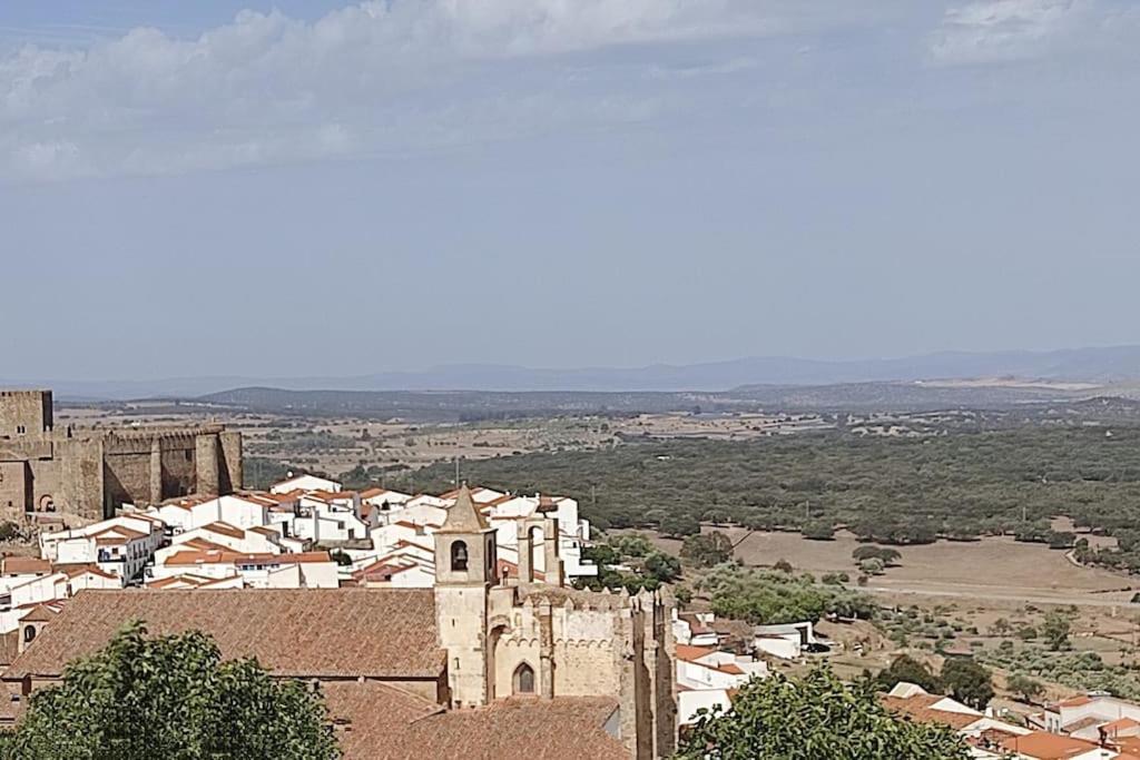 Vila El Zarzal De Segura Segura de León Exteriér fotografie